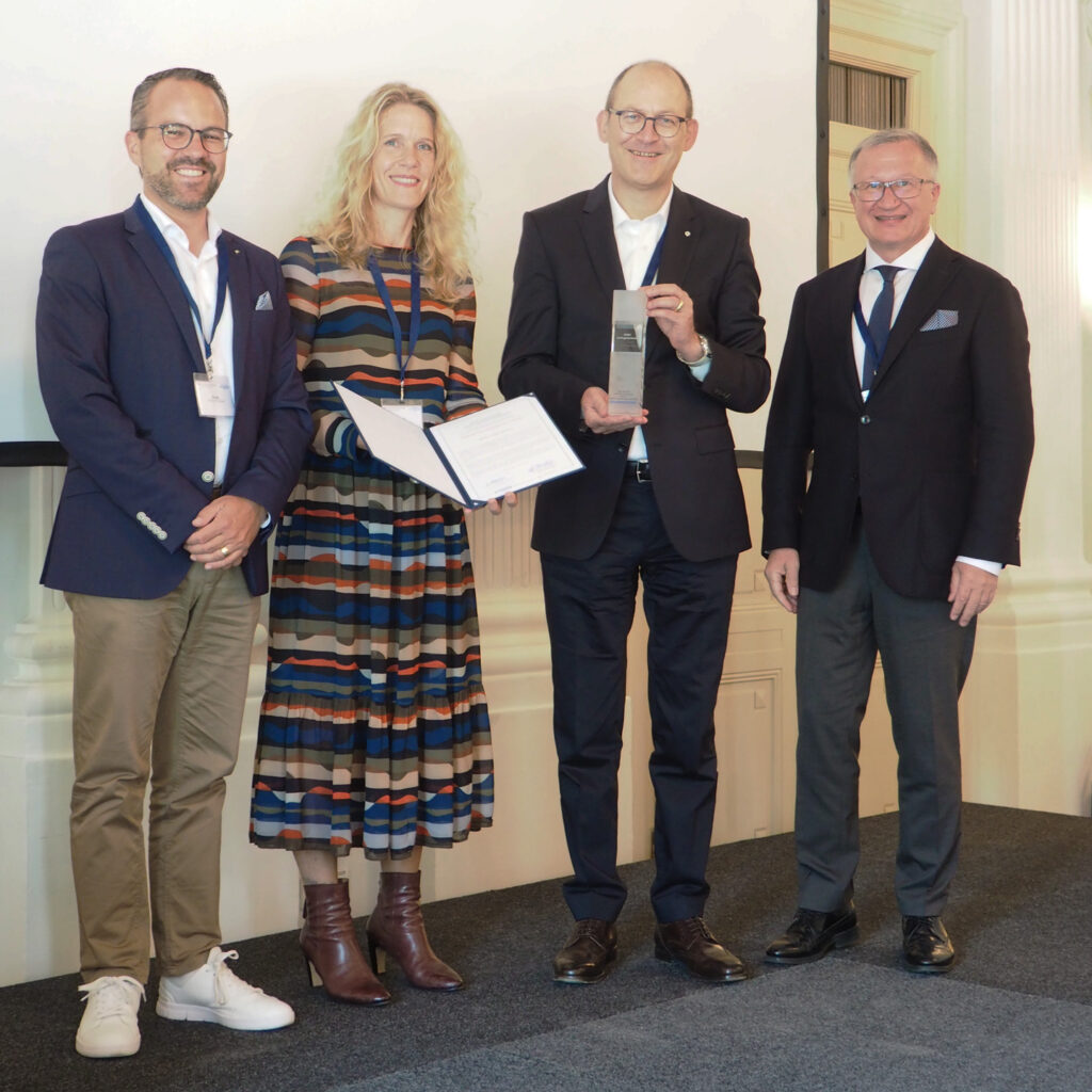 HSG Stif­tung erhält D‑A‑CH-Hoch­schul-Fund­rai­sin­g­preis 2022