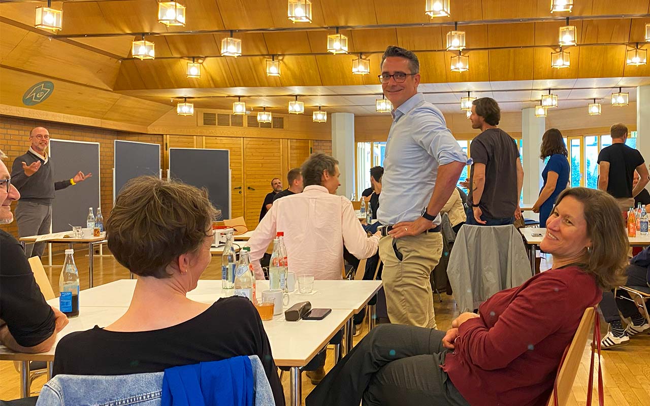 rheform-betriebsversammlung-disziplinen-vielfalt-mitarbeitende