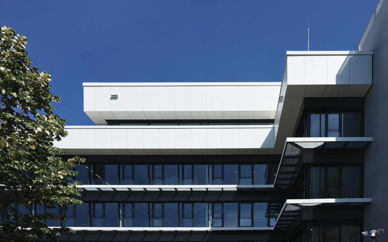 Evangelische-Hochschule-Freiburg - Außentotale Altbau rheform Modernisierung Altbau