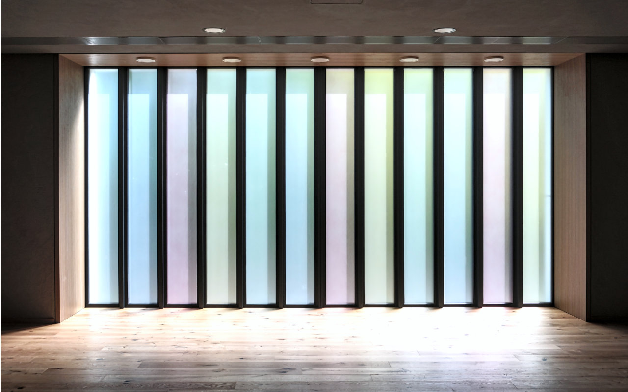Modernisierung-Altbau - Evangelische Hochschule Freiburg Stilleraum bunte Wandpaneele