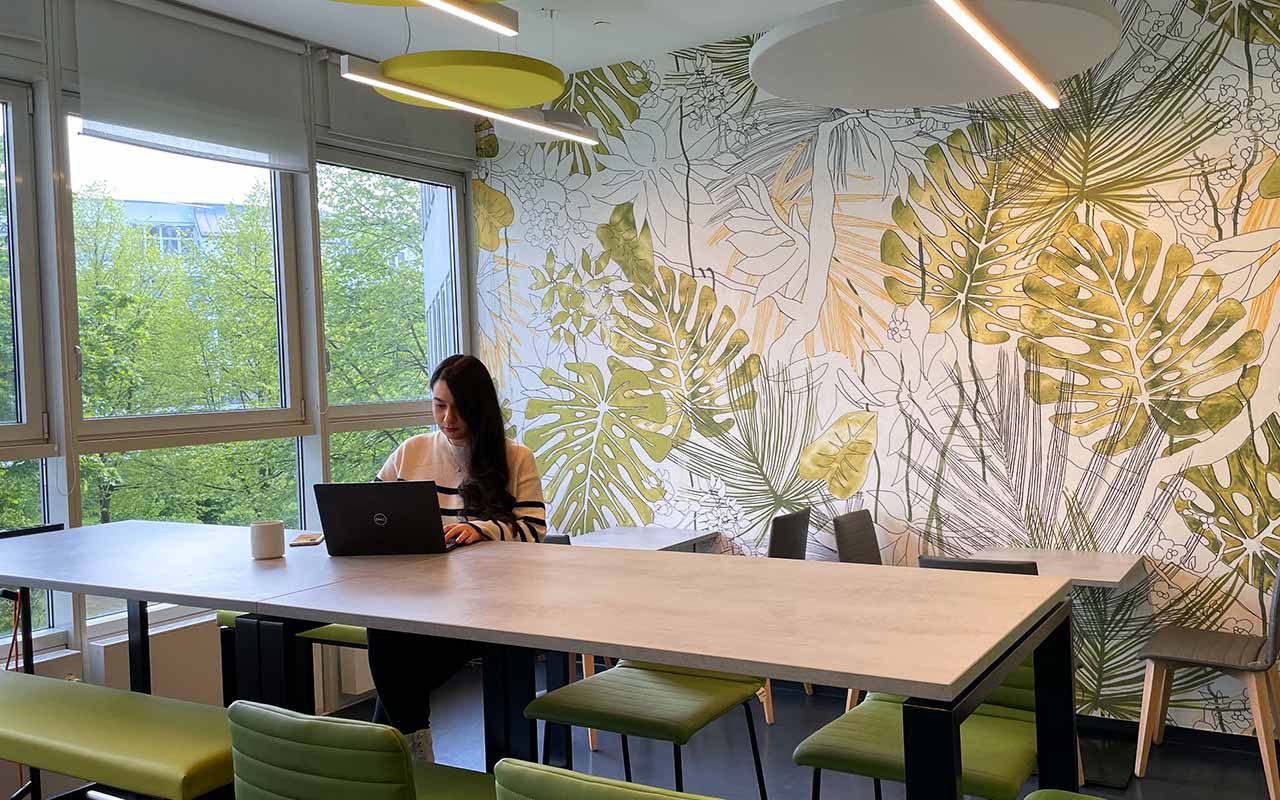 flächenkonsolidierung - new work bei db cargo in münchen, arbeit in einem der neuen work-cafes
