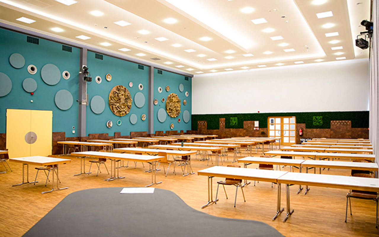 hochschule-harz-studentische-arbeitsplätze-bibliothek-neu-rheform-projekt