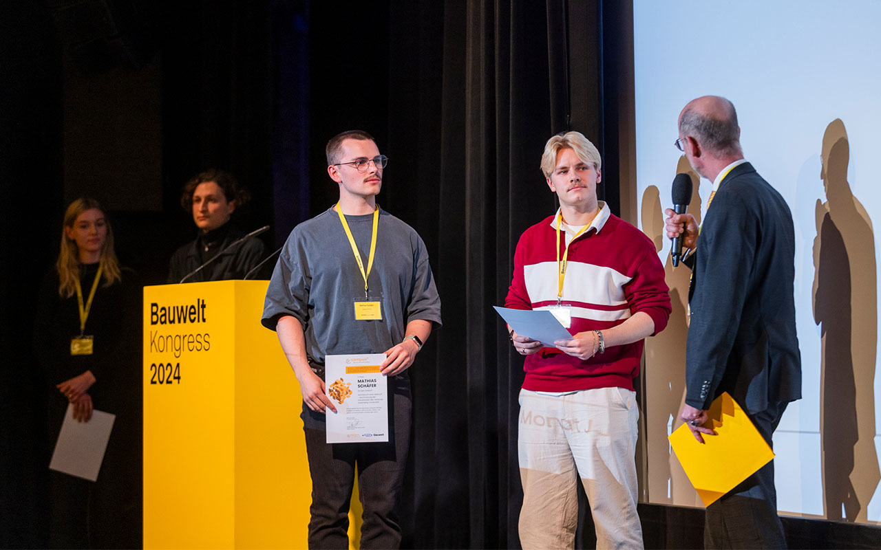 preisverleihung-campus-3-preis-2024-bauwelt-kongress-buehne-joachim-heintze-mathias-schäfer-christoph-wey