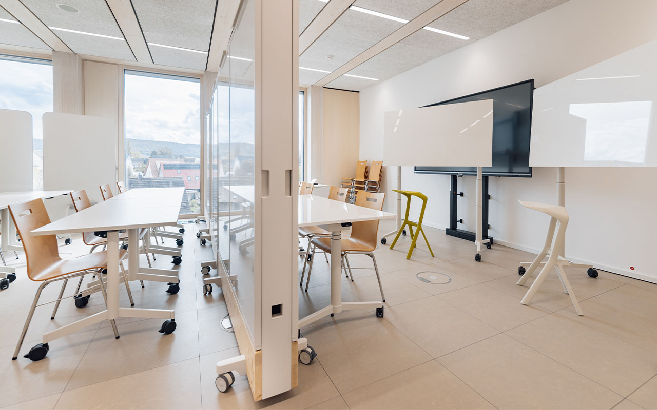 hochschule-aalen-neue-lehrwelten-labor-pc-pool-flexible-waende-new-learning-rheform-projekt