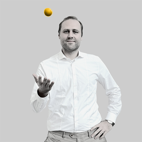 philipp-adler-bereichsleiter-data-lab-strategie-organisations-beratung-team-rheform